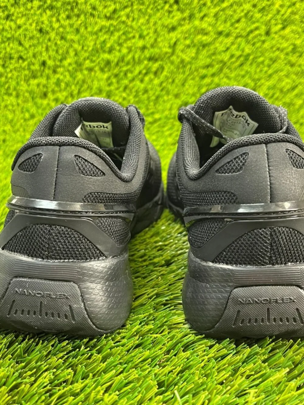 Reebok‎ Nanoflex TR Boys Size 6Y Black Composite Toe Safety Work Shoes Sneakers